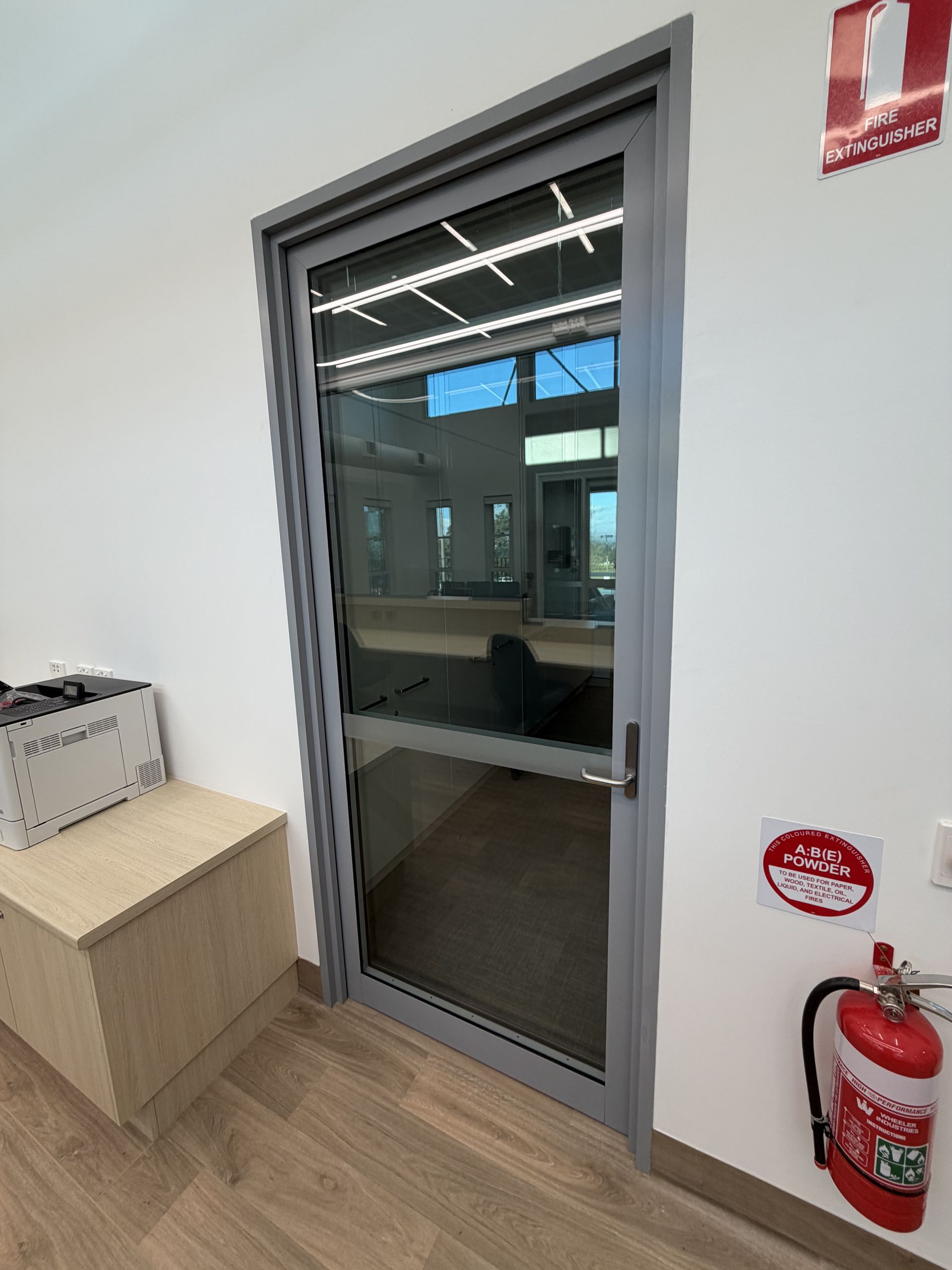 IMG_0508 Westpac Bank - Forbes – project detail 3 by Insight Glass Solutions