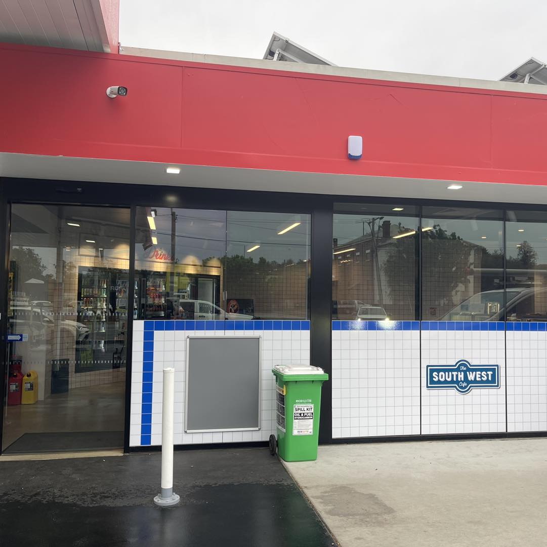 Southwest Fuels - Ampol Service Station in Young – project detail 3 by Insight Glass Solutions